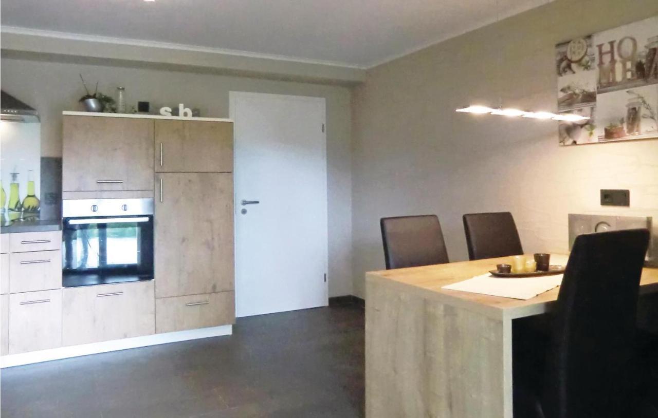 Cozy Apartment In Koerperich-Obersgegen With Wifi Korperich Bagian luar foto