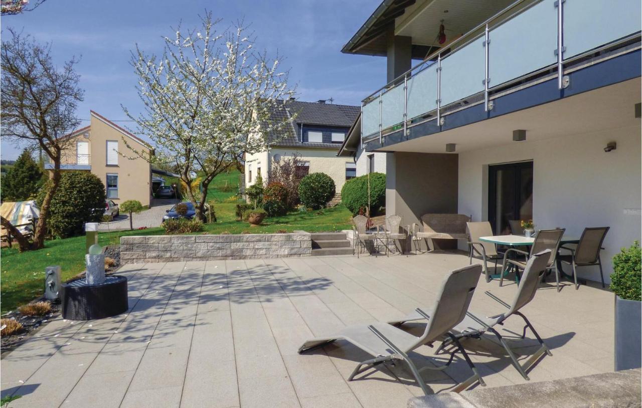 Cozy Apartment In Koerperich-Obersgegen With Wifi Korperich Bagian luar foto